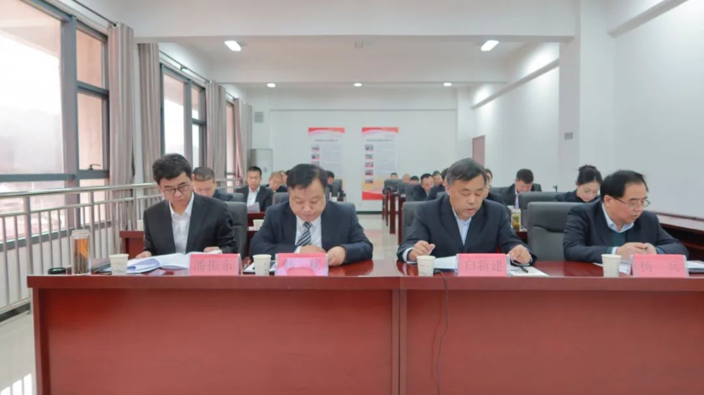 踏平坎坷成大道 實(shí)干奮斗鑄輝煌！陜西銀礦召開(kāi)六屆一次職工代表...